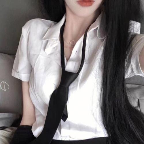 并非这个世界